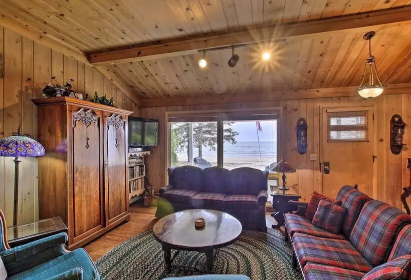 Cozy Baileys Harbor Cottage On Lake Michigan!