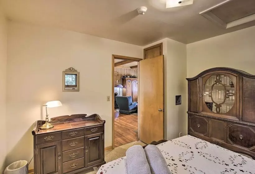 Cozy Baileys Harbor Cottage On Lake Michigan!