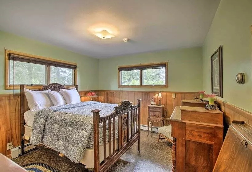 Cozy Baileys Harbor Cottage On Lake Michigan!