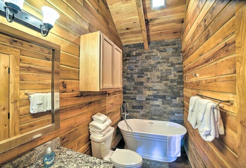 Woodsy Mountain Cabin: 2 Mi To Angel Fire Resort!