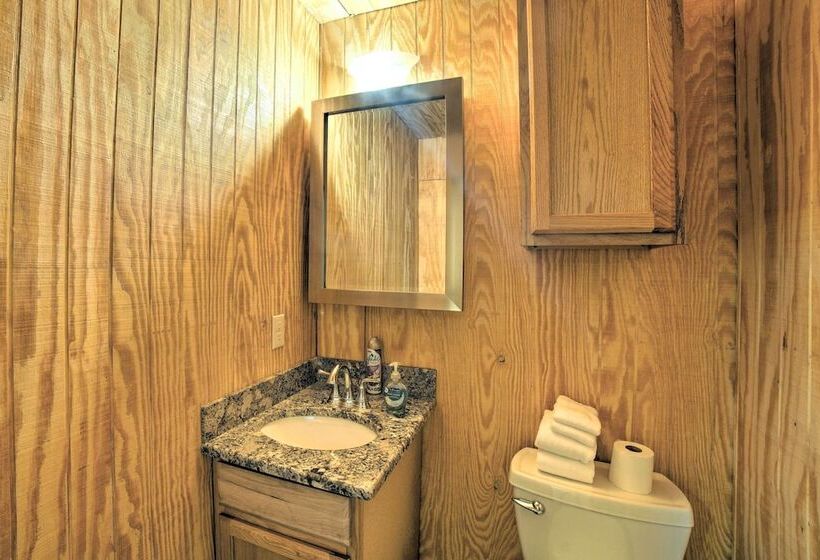 Woodsy Mountain Cabin: 2 Mi To Angel Fire Resort!