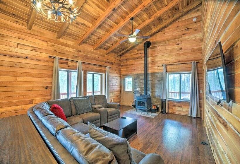 Woodsy Mountain Cabin: 2 Mi To Angel Fire Resort!