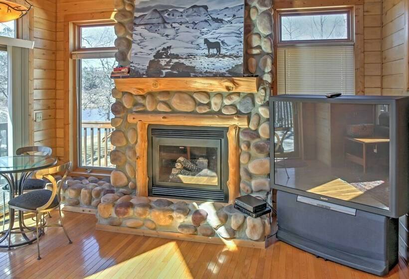 Crosslake Home On Little Pine Lake W/ Boat Landing