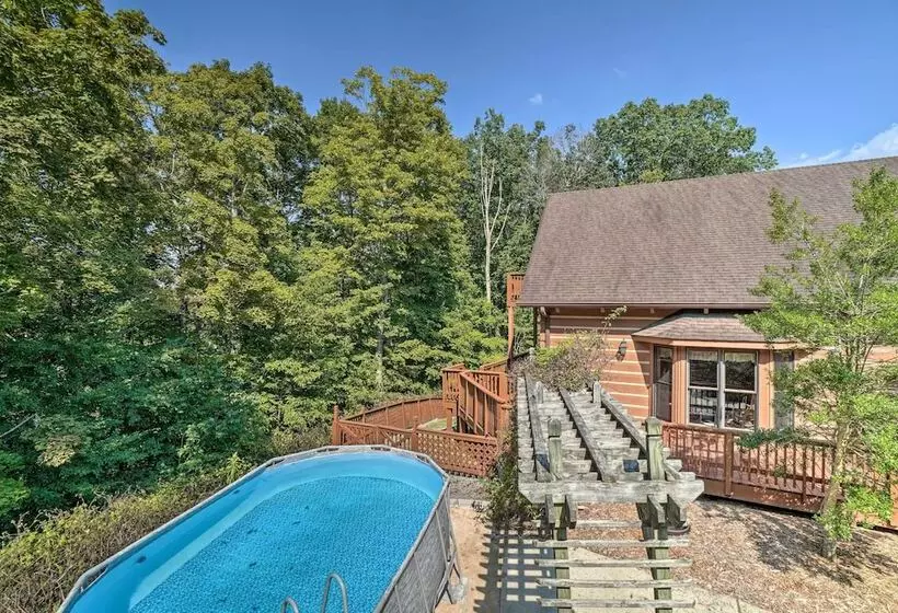 Custom Cabin W/ 12 Acres On Dale Hollow Lake!