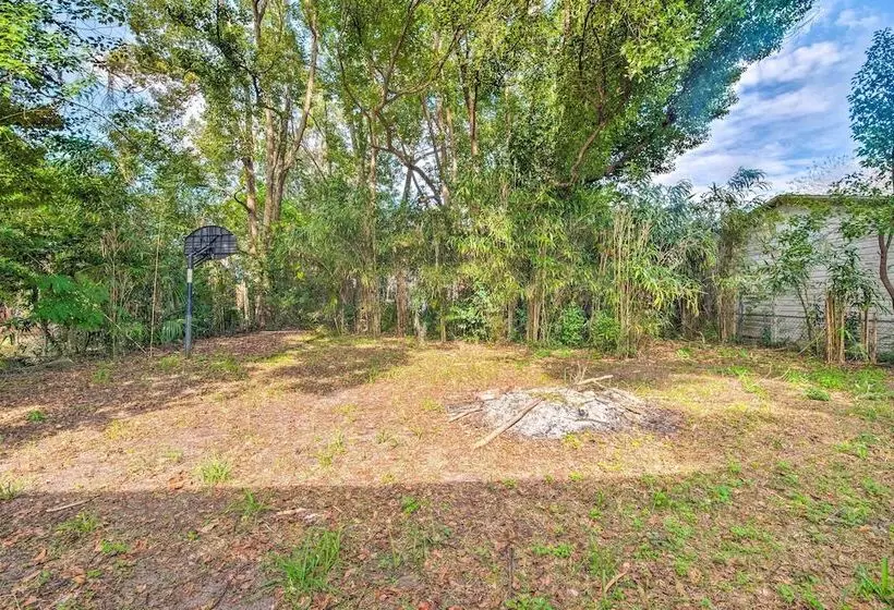 Walk To River & Shops: Downtown Dunnellon Escape