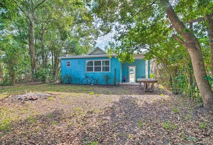 Walk To River & Shops: Downtown Dunnellon Escape