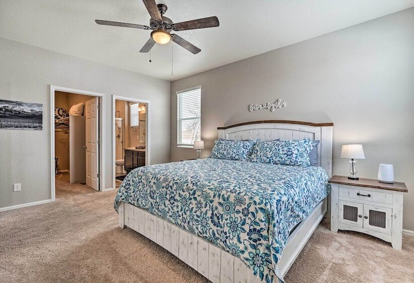 Dreamy Windsor Home With Grill ~ 3 Miles To Lake!