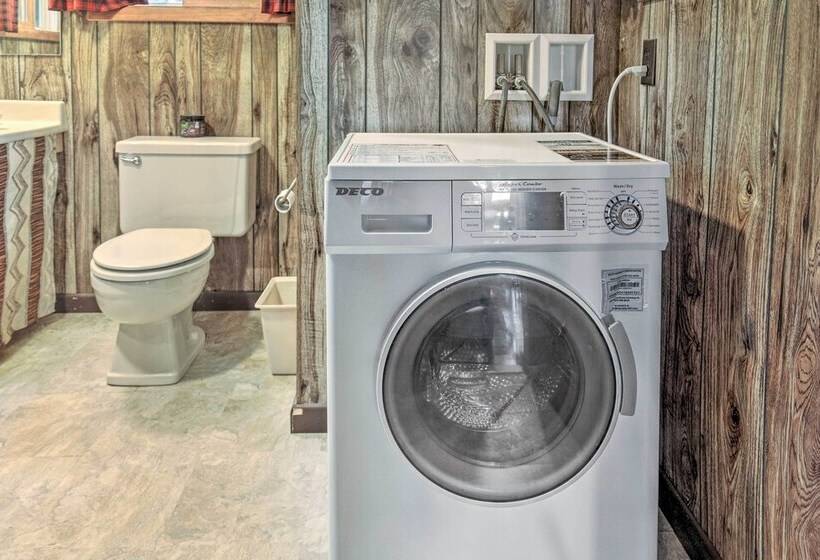 Eagle River Lakefront Retreat W/ Fire Pit & Grill