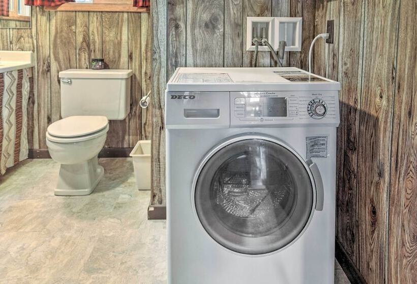 Eagle River Lakefront Retreat W/ Fire Pit & Grill