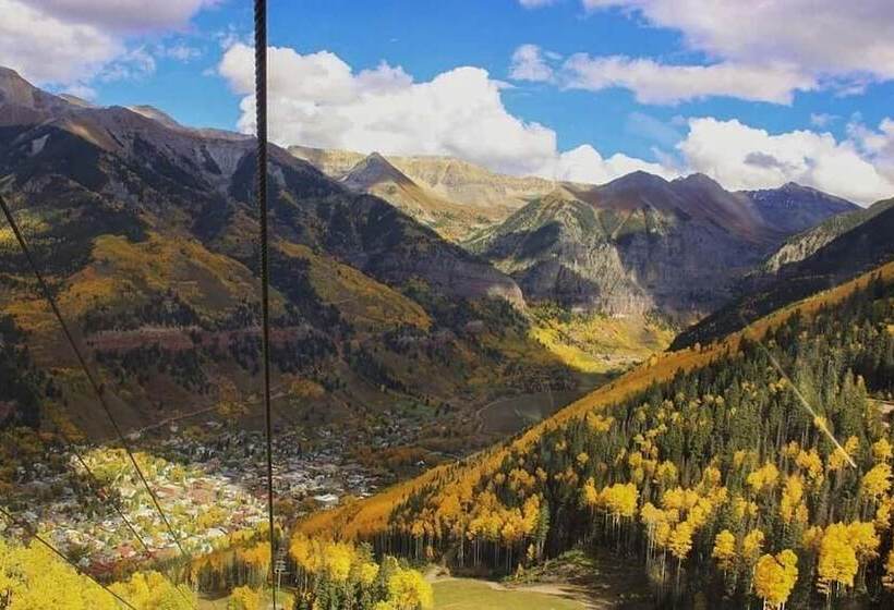 Montrose Adventure Base: Near Skiing & San Juans!