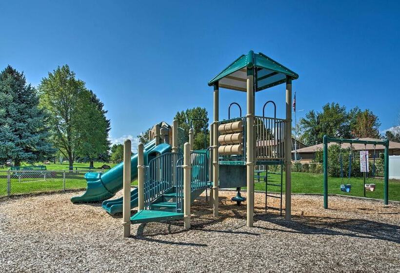 Montrose Adventure Base: Near Skiing & San Juans!