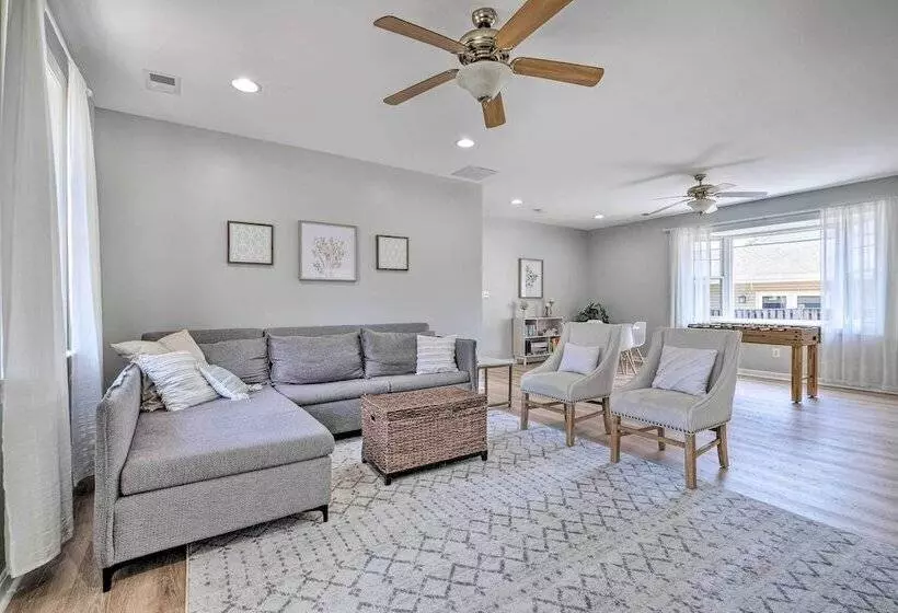 Idyllic Pasadena Retreat With Garden + Hot Tub!