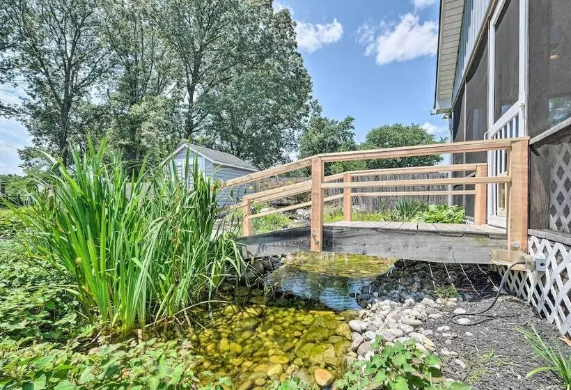 Idyllic Pasadena Retreat With Garden + Hot Tub!