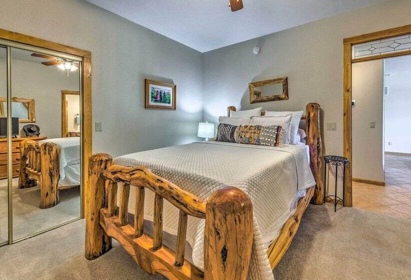 Luxe Ruidoso Home W/ Hot Tub + Mountain Views