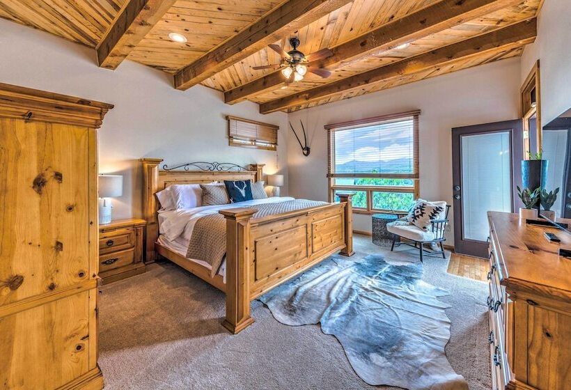 Luxe Ruidoso Home W/ Hot Tub + Mountain Views