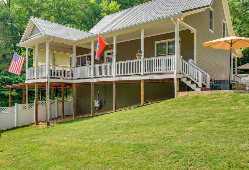 Modern Tims Ford Lake Home W/ Private Dock & Pool!