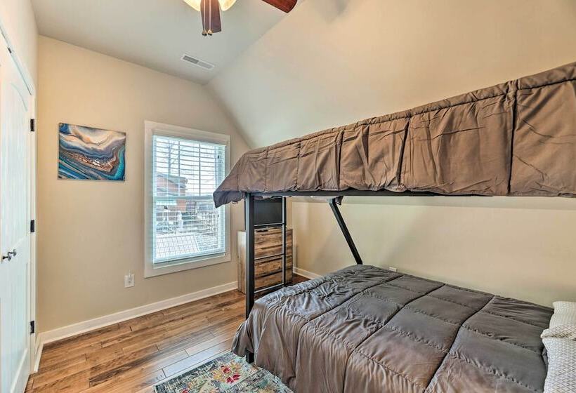 Modern Tims Ford Lake Home W/ Private Dock & Pool!