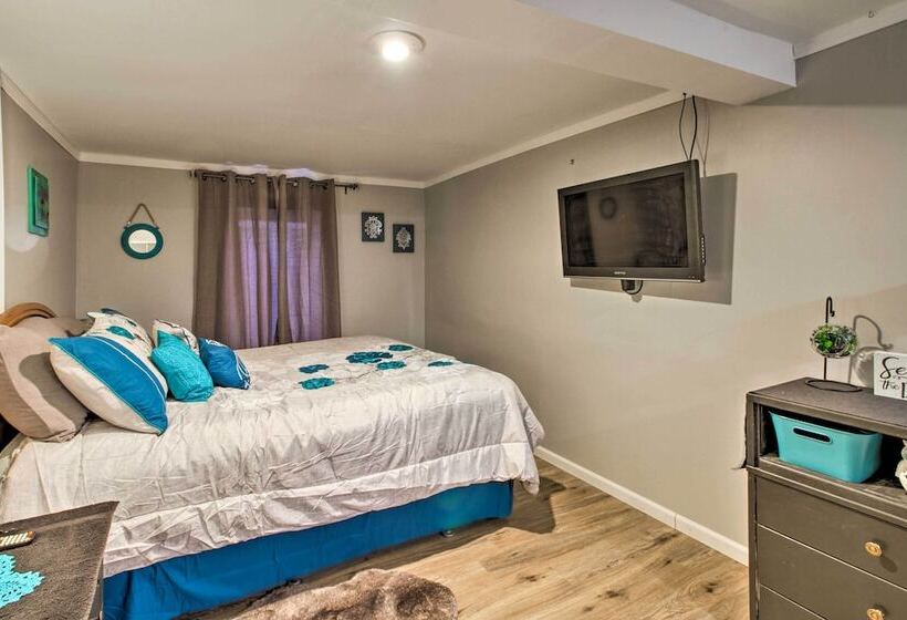 Modern Crosby Retreat < 1 Mi To Serpent Lake!