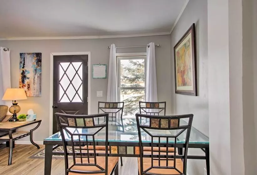 Modern Crosby Retreat < 1 Mi To Serpent Lake!