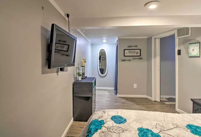 Modern Crosby Retreat < 1 Mi To Serpent Lake!