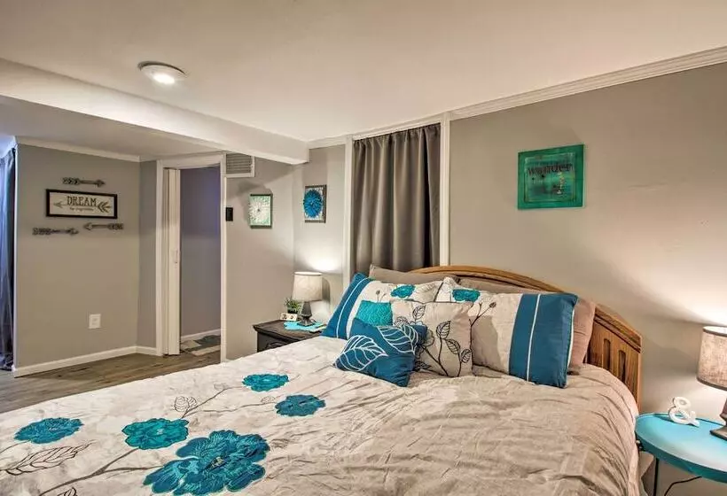 Modern Crosby Retreat < 1 Mi To Serpent Lake!