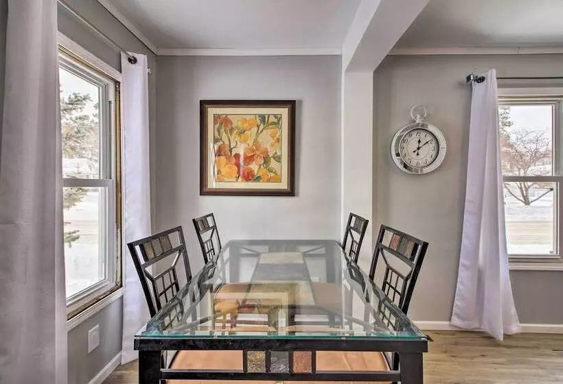 Modern Crosby Retreat < 1 Mi To Serpent Lake!