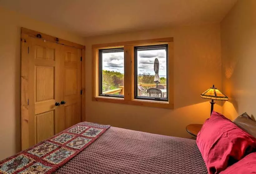 Naples Cabin W/ Lake Views & Wraparound Deck!