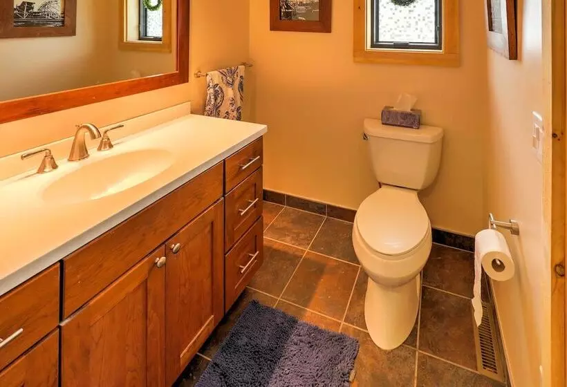 Naples Cabin W/ Lake Views & Wraparound Deck!