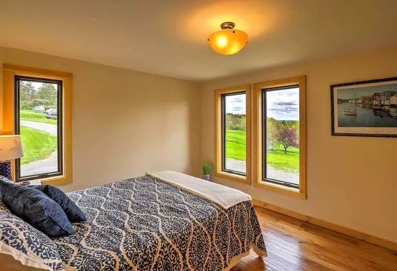 Naples Cabin W/ Lake Views & Wraparound Deck!