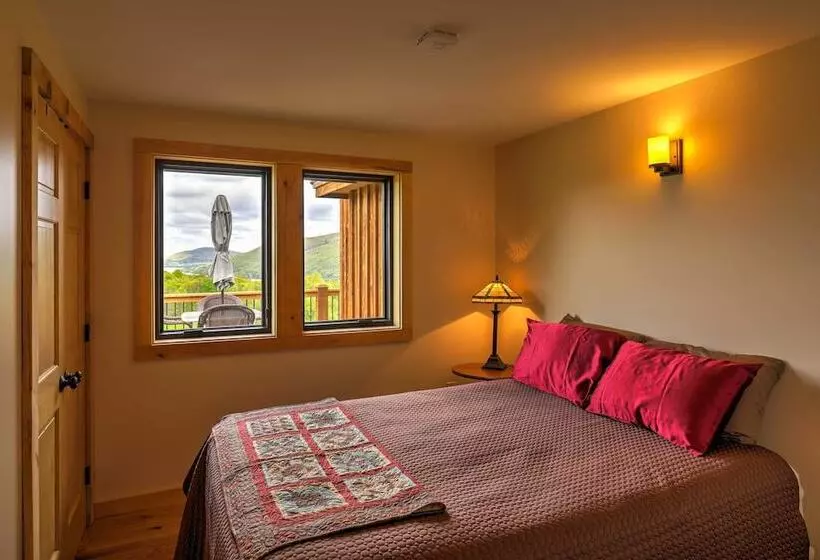 Naples Cabin W/ Lake Views & Wraparound Deck!