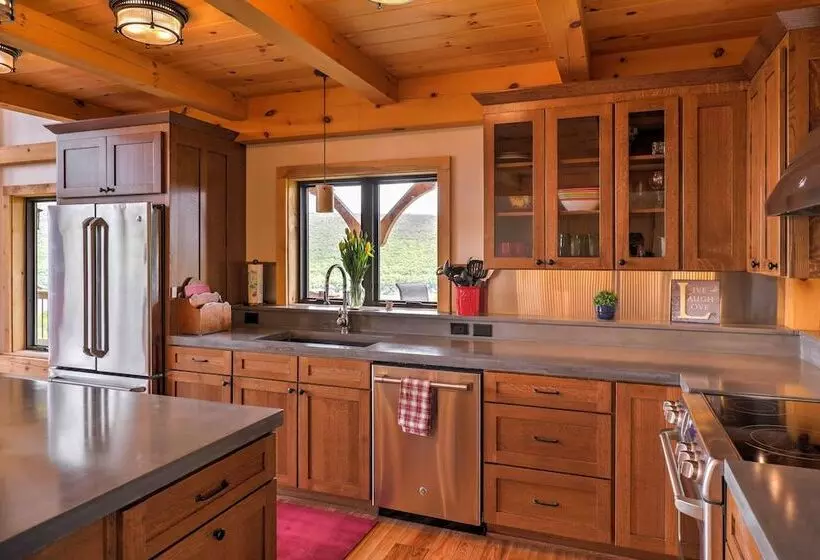 Naples Cabin W/ Lake Views & Wraparound Deck!