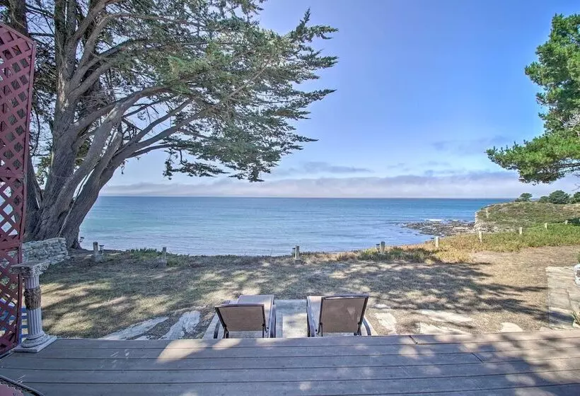Oceanfront Point Arena House W/ Lovely Deck!