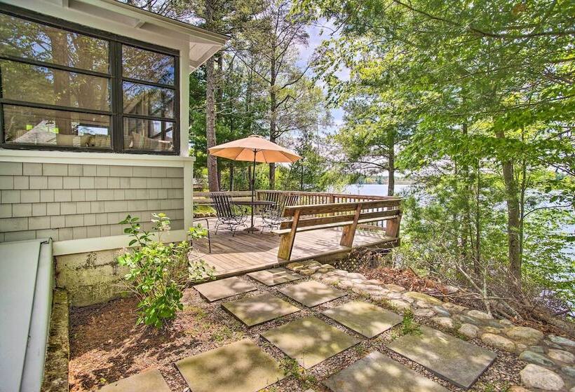Peaceful Long Pond Cottage W/ Dock & Views