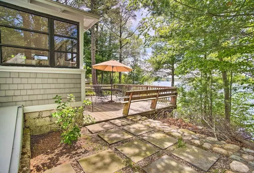 Peaceful Long Pond Cottage W/ Dock & Views