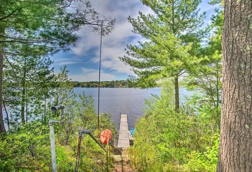 Peaceful Long Pond Cottage W/ Dock & Views