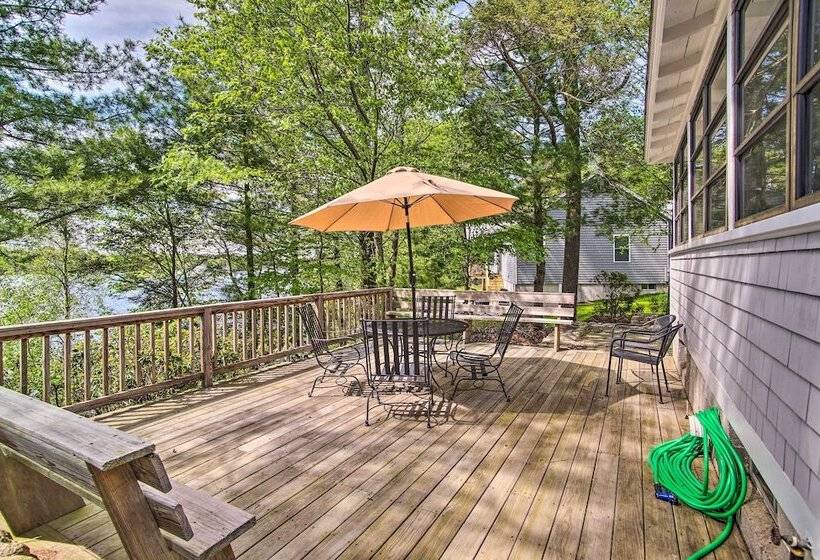 Peaceful Long Pond Cottage W/ Dock & Views