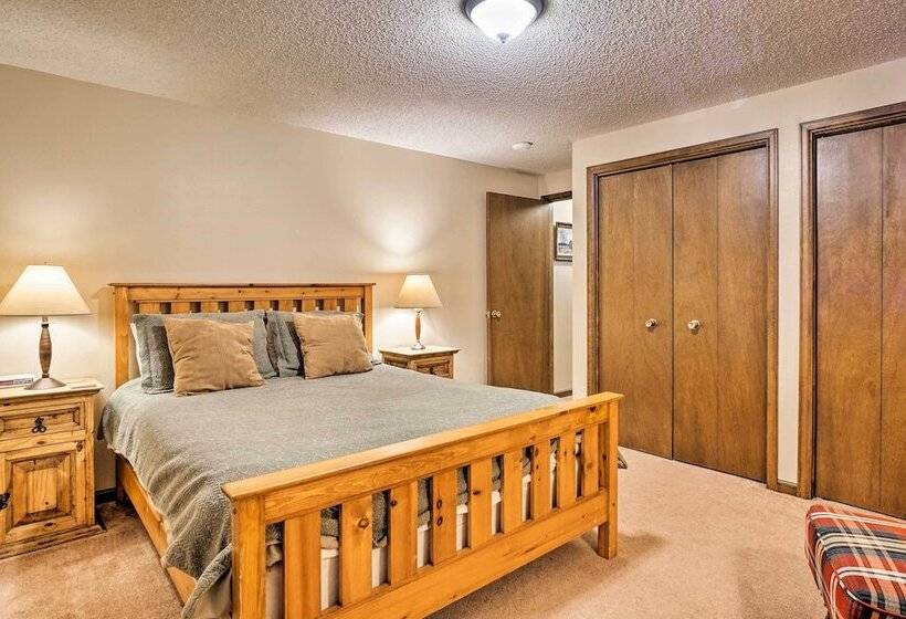 Peaceful Pines Estes Park Home: Longs Peak View