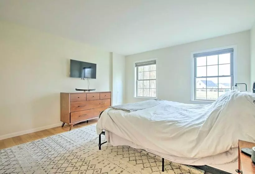 Pet Friendly Lebanon House W/ Lake Access!