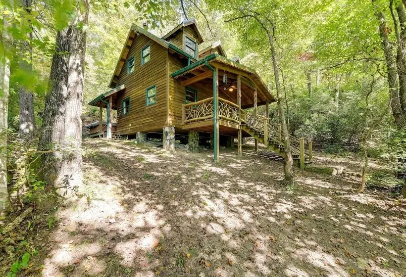 Hot Tub + Furnished Porch: Balsam Grove Cabin