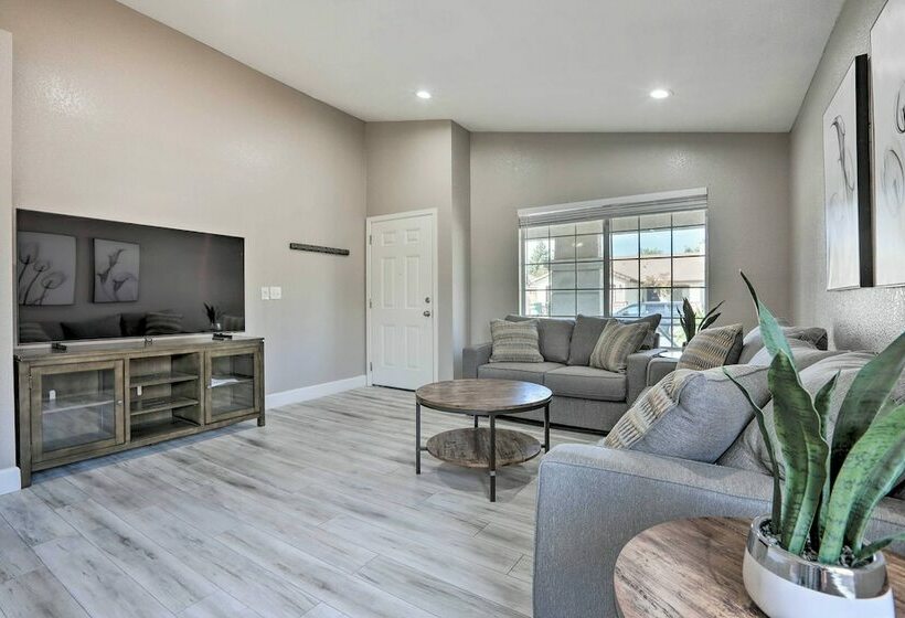 Roseville Abode ~ 22 Miles To Sacramento!