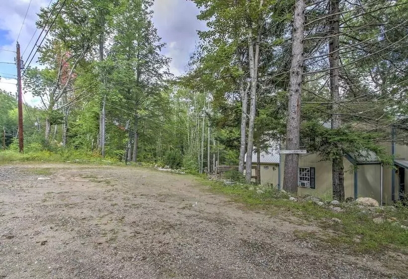 Rustic Intervale Hideaway W/ Deck & Wooded Views!