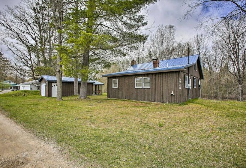 Rustic River View Cabin W/ Fire Pit, Games & Grill