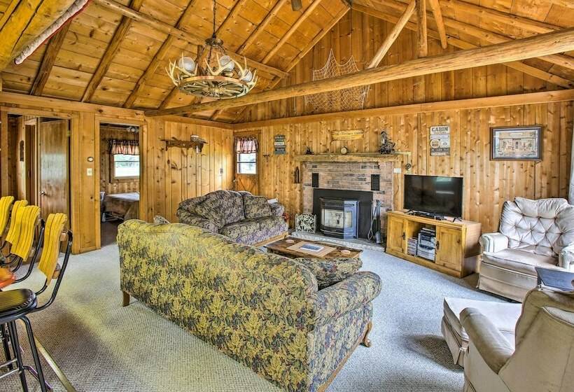 Rustic River View Cabin W/ Fire Pit, Games & Grill