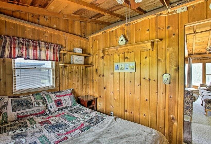 Rustic River View Cabin W/ Fire Pit, Games & Grill