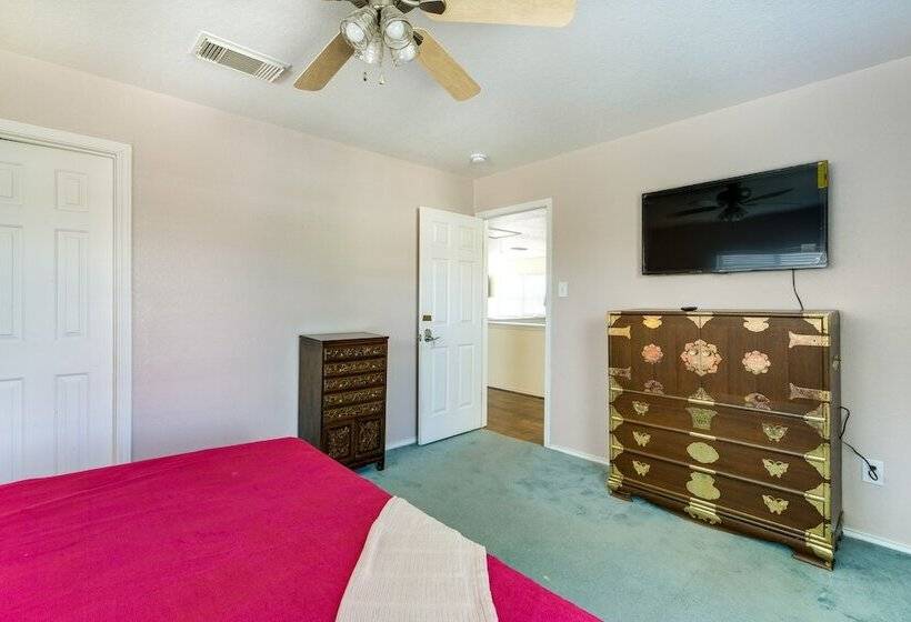 San Antonio Home W/ Private Hot Tub + Pool!