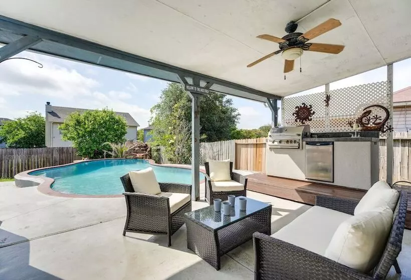 San Antonio Home W/ Private Hot Tub + Pool!