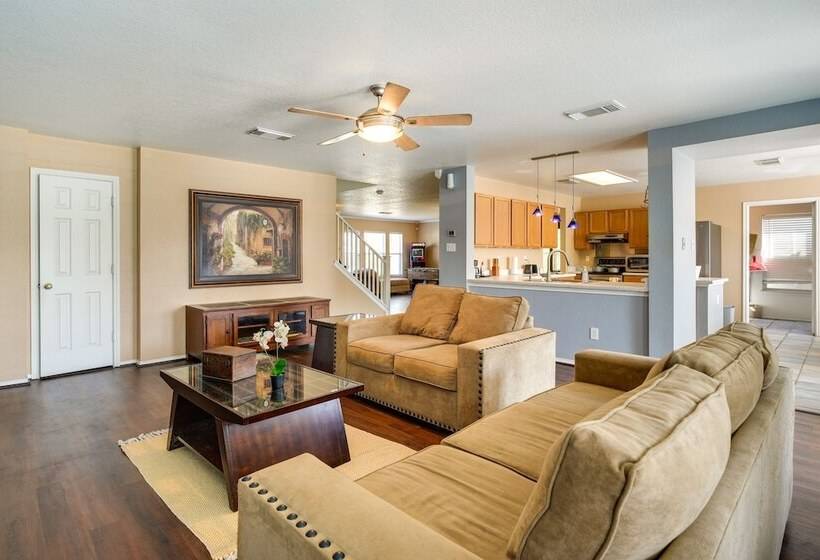 San Antonio Home W/ Private Hot Tub + Pool!