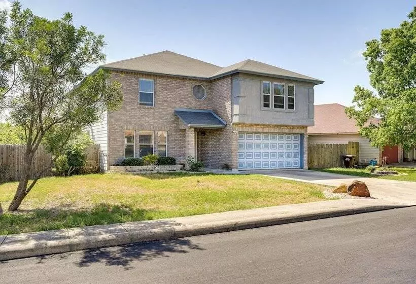 San Antonio Home W/ Private Hot Tub + Pool!
