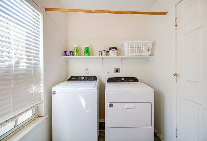 San Antonio Home W/ Private Hot Tub + Pool!