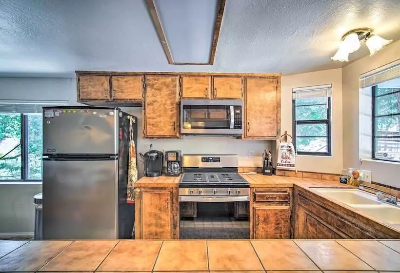 San Bernardino Mtn Retreat W/ Furnished Deck